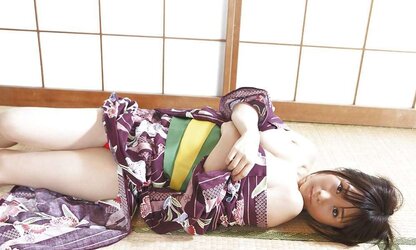 Japanese Bathing Suit Stunners-Ai Arakawa