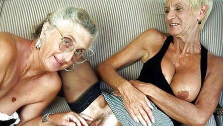 Supreme grannies and matures mix up