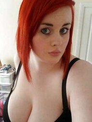 Gigantic-saw chubby hotty demonstrates off her awesome baps Part