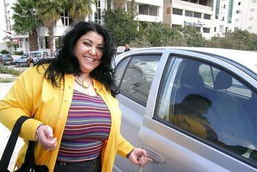 PLUMPER Tunisian Actress