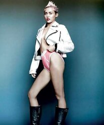Miley Cyrus super Cool