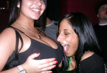 Big-Titted Amateurs - Huge-Titted GFs - Candids