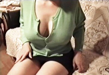 SAG - Mommies Sweet Downblouse Udders In A Green Sweater