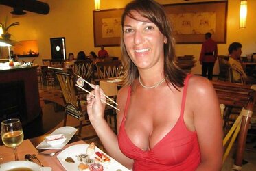 Spectacular mature chicks 104 (non naked)