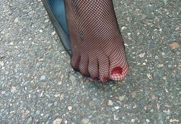 Teenager soles remarkable tights