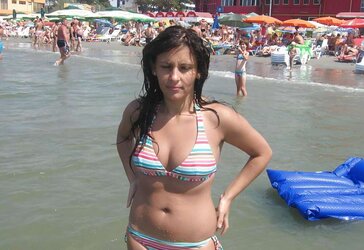 Romanian dame that loves to cheat on her BOYFRIEND