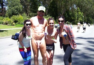 Girls and man sausage in public (CFNM)