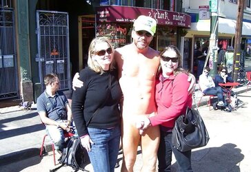 Girls and man sausage in public (CFNM)
