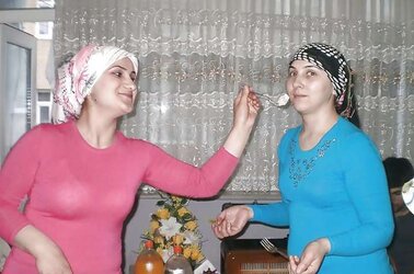 Turkish turbanli hijab arab asian turk crimson