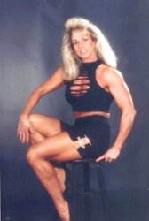Muscle Queen Cyndy