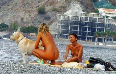 Real Nudists On The Beach