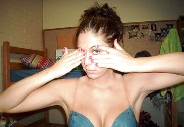 Super-Steamy Teenager I Found On AdultPicShare