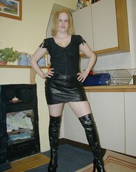 British Chav Slag Wifey with a Raw Glossy Cooter