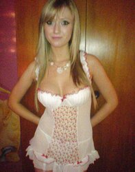 Ash-Blonde teenager with super-cute hooters