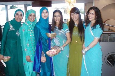 Indian and paki femmes