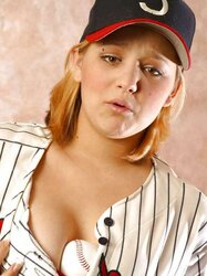 PLUMPER Baseball Stunner Nicoletta
