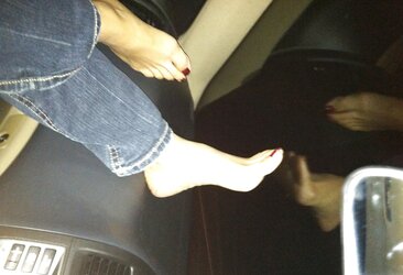 Feet in Car