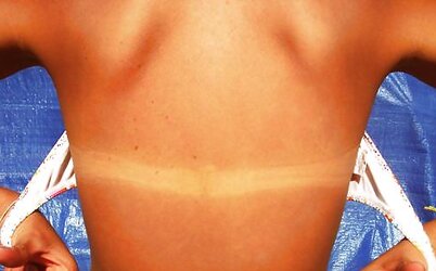 Super-Fucking-Hot femmes with sunburn lines
