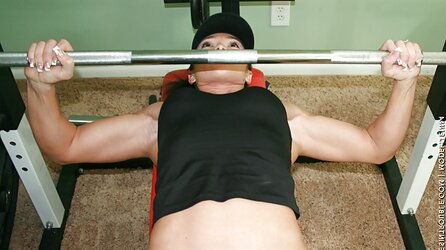 Muscle Chick Roped Babesintrouble.com