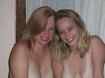 Mom and daughter's acquaintance fledgling photos