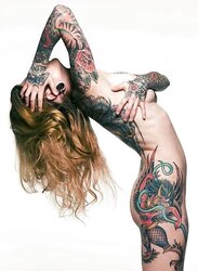 Remarkable chicks with Tats