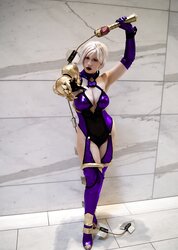Cosplay Femmes (softcore)