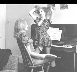 Jenny has a piano lesson