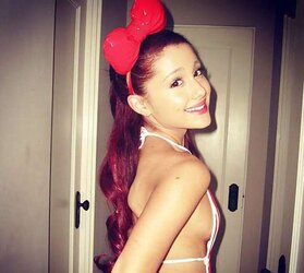Ariana Grande red-hot