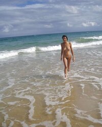 Na praia de nudismo