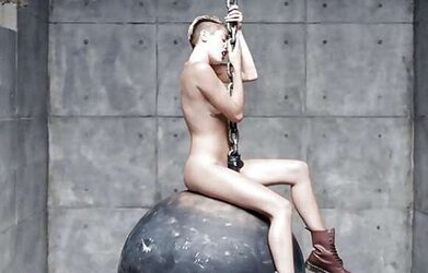 Miley Cyrus Bare Destroying Ball