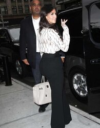 Kim Kardashian leaving her hotel in Fresh York