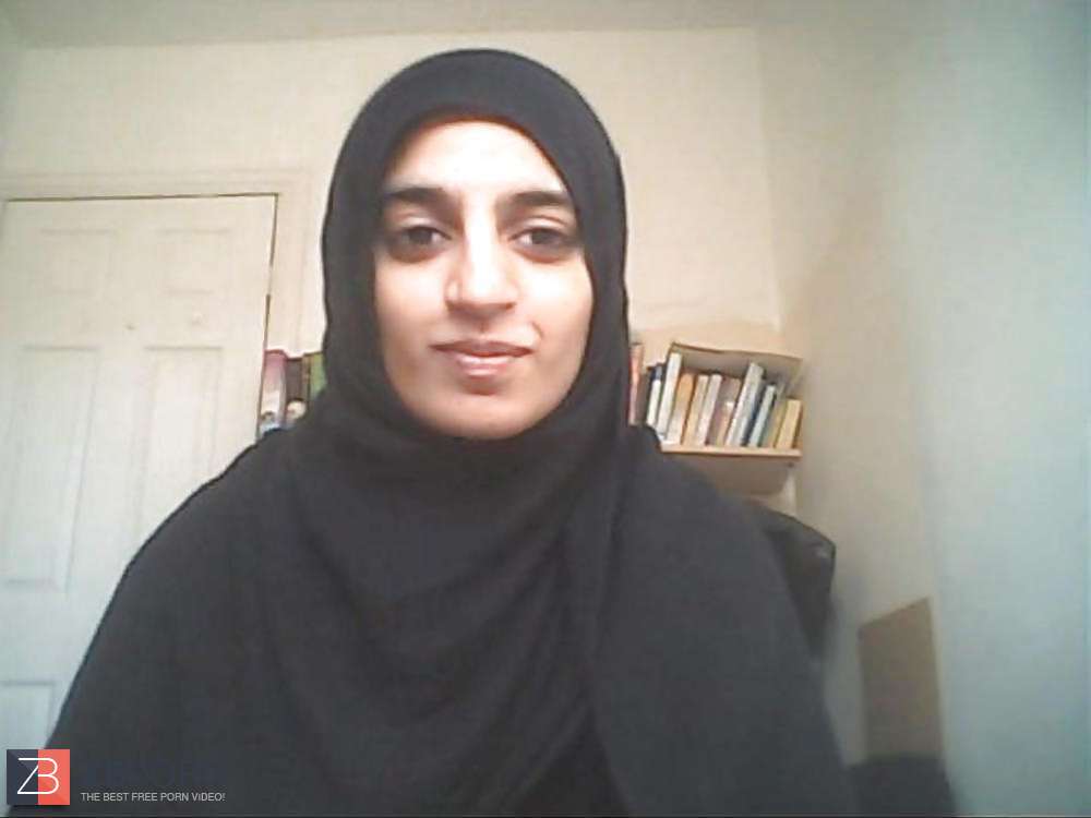 Beurette folle avec le hijab amina baisable du 77 melun / ZB ...