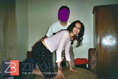 400px x 266px - Muslim bitch real female cocksluts used by white guy / ZB Porn