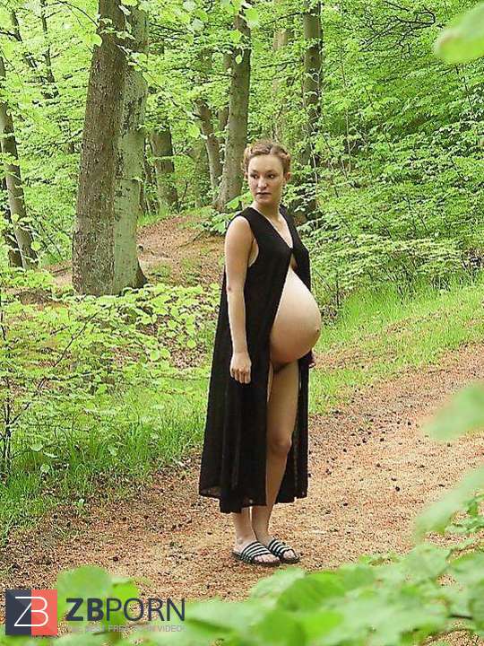 Pregnant Outdoor Porn - Pregnant outdoor - N. C. - ZB Porn
