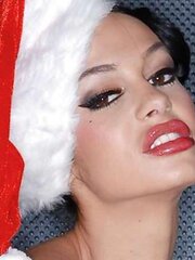 Angelina Valentine - Merry Xmast